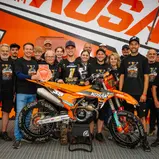 Starker Fahrer mit starkem Team: für das Kosak Racing Team war es ebenfalls der zweite Titel in der Königsklasse