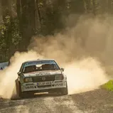 In der DRM Classic liegen Walter Gromöller und René Meier im Opel Ascona 400 nach zwei Siegen vorn