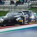 Platz vier ging an die Mercedes-AMG-Piloten Alain Valente und Ralf Aron 