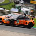 Leyton Fourie und Tim Zimmermann haben im FK Performance Motorsport BMW gewonnen