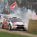 Starker Auftritt mit eigener Fan-Gruppe: Dominik Dinkel im Škoda Fabia R5