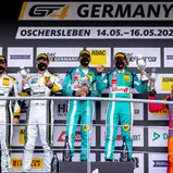Podium Trophy-Wertung, Rennen 2: Axel Sartingen / Daniel Schwerfeld, Georg Braun / Stephan Grotstollen, Charlie Martin