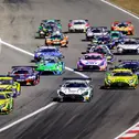 Für das ADAC GT Masters stehen die Läufe neun und zehn auf dem DEKRA Lausitzring an