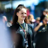 Model Betty Taube ist großer DTM-Fan