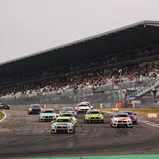 Start Rennen 1 auf dem Nürburgring