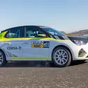 Vier Corsa-e waren beim Test im Einsatz