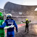 Besonderer Moment im Motodrom: Marco Wittmann, Maro Engel und Thomas Preining (l-r)