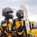 Die gesamte Ausrüstung und die Motorräder werden den Teilnehmern zur Verfügung gestellt.