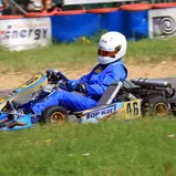 Simon Steffen fährt bei den X30 Senioren zum Sieg