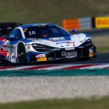 #16 Timo Glock (DEU / McLaren 720S GT3 Evo / Dörr Motorsport), Oschersleben