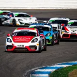 Dritter: Der Porsche 718 Cayman GT4 von Overdrive Racing