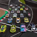 Spektakulär: das Starterfeld des ADAC GT Masters