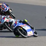 Thias Wenzel mit Pole und Platz 8