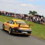 Zeigte allen das Heck seines Porsche 911 GT3: Rainer Noller war schnellster im ADAC Rallye Masters