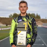 X30 Junioren-Meister Phil Colin Strenge