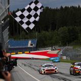 #2 / Hofor Racing by Bonk Motorsport / BMW M4 GT4 / Gabriele Piana / Michael Schrey & #13 / Team Zakspeed / Mercedes-AMG GT4 / Jan Marschalkowski / Théo Nouet