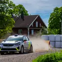 Bei ihrem ersten Einsatz mit dem ADAC Opel Rally Junior Team fuhr Claire Schönborn in Schweden in die Top-10