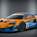 Markantes Design beim McLaren 570S GT4 von Dörr Motorsport Urheber: Dörr/Berzerkdesign