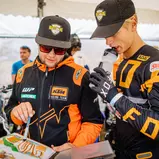 Paul Bloy (Deutschland / KTM / Kosak Racing Team) mit Trainer Michael Kartenberg beim ADAC MX Youngster Cup