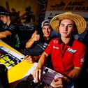 Autogrammstunde mit den Top-Piloten der ADAC MX Masters-Klasse