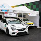 #17 Michael Maurer (maurer motorsport / Holden Astra TCR)