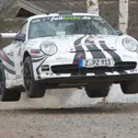 Auf dem Sprung: Lokalmatador Ruben Zeltner (Porsche 911 GT3) ist mit sechs Gesamtsiegen der erfolgreichste Pilot der ADMV Rallye Erzgebirge