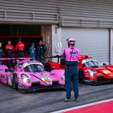 Die Nachwuchspiloten von BWT Mücke Motorsport warten auf ihren Einsatz