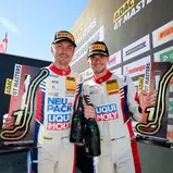 Die ersten Herausforderer: Felix Hirsiger und Finn Zulauf vom Liqui Moly Team Engstler Motorsport