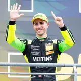 Sechsmal Podium in Folge: Thomas Preining geht als Spitzenreiter ins DTM-Finale