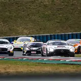 Volles Feld bei den Testtagen 2022 der ADAC GT4 Germany