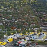 Alpine Idylle: Der Wintersportort Morzine verwandelt sich alljährlich in einen Rallye-Serviceplatz