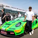 DTM-Champion Ayhancan Güven verfolgt das Nürburgring-Wochenende live vor Ort