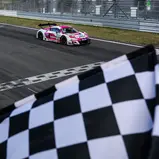 #68 Carrie Schreiner / Alain Valente / Land Motorsport / Audi R8 LMS GT3 EVO II, Nürburgring