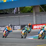 #60 Miquel Sinke / Honda NSF250R, #5 Ole Säuberlich / Honda NSF250R, #96 Collin Langer / KTM RC4R / Assen