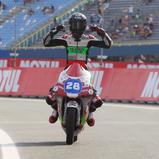Rossi Moor siegt und führt weiter