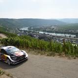 Die Entscheidung über den Rallye-Sieg 2019 fällt in den Mosel-Weinbergen.