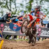 Guillem Farres erteilte dem ADAC MX Youngster Cup eine Lehrstunde im Sandfahren: Poleposition und Maximalunktzahl
