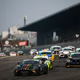 Siegerauto: Der Aston Martin von COSY Racing by ESM