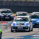 Auch die Nachwuchspiloten im ADAC Tourenwagen Junior Cup bleiben dem ADAC Racing Weekend 2027 erhalten (Foto: ADAC Tourenwagen Junior Cup)