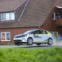 Höhenflug: Der zweimalige DTM-Champion Timo Scheider ließ sich zum zweiten Mal elektrisieren