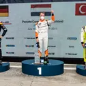 Laurin Heinrich ist weiterhin in der Spitzengruppe des Carrera-Cup-Klassements unterwegs