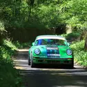 Andreas Dahms beeindruckt die Fans mit seinem Porsche und gewinnt die Division drei Andreas Dahms beeindruckt die Fans mit seinem Porsche und gewinnt die Division drei