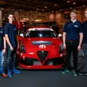 ADAC TCR Germany: Tom Lautenschlager (2. v.l.) fährt in dieser Saison im Meister-Team 	 