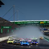 Start Rennen 1 auf dem Dekra Lausitzring