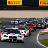 Die Zwillinge Sandro und Juliano Holzem feiern im BMW M4 GT3 Evo von Schubert Motorsport ihr Heimspiel am Nürburgring