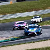 Ganz vorne: Der Porsche von David Jahn/Jannes Fittje