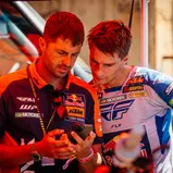 Simon Längenfelder ( Deutschland / KTM / RED BULL KTM FACTORY RACING ) beim ADAC MX Masters mit Davide DeCarli, Teamchef Red Bull KTM Factory