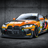 Im BMW mit der #77 sitzen Philip Wiskirchen und Linus Hahne (Foto: Berzerkdesign/ME Motorsport)