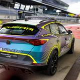 Als Leading-Car und als Safety-Car setzt Cupra den Formentor VZ5 ein