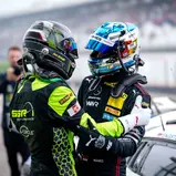 Mirko Bortolotti beschreibt seinen Konkurrenten Maro Engel (l-r) als absoluten Top-Fahrer